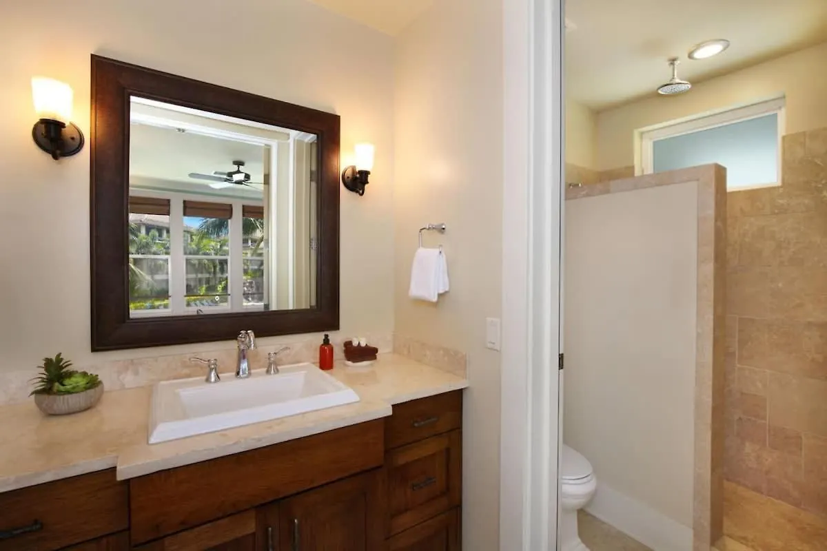 D211 Second Floor 3-Bedroom Poolside Lanai Koloa